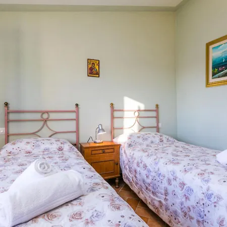 Montechioccioli-2 By Interhome